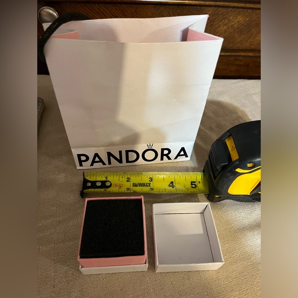 Pandora Gift Box for Earrings,Rings, Necklace + Pandora Gift Bag EUC - Picture 5 of 12